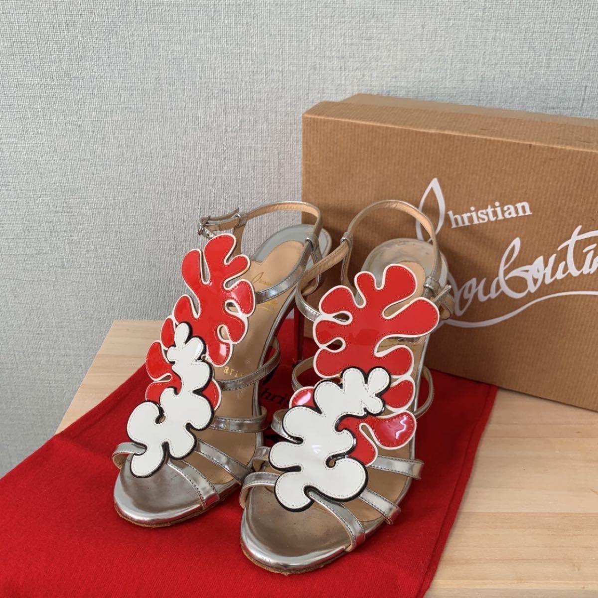 極上美品!!】クリスチャン ルブタン ストライプサンダル34(21㎝ 正規品