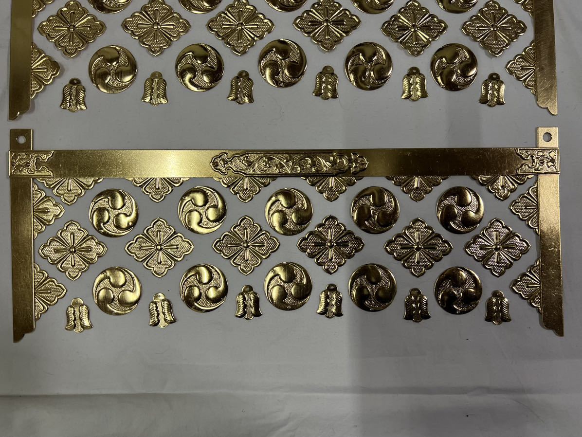 神輿用板瓔珞の枠とチラシ金具　中古寄せ集め品1尺3寸4枚_写真1枚目1番下
