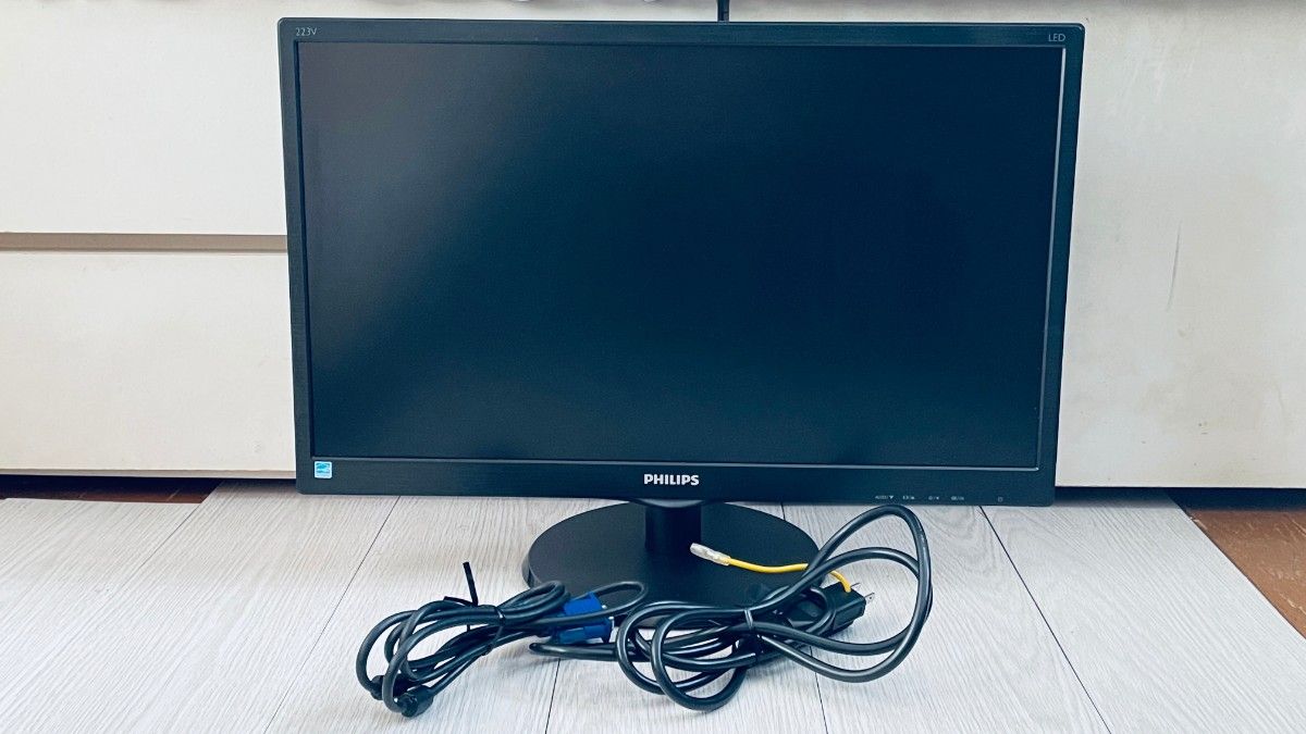 【中古品】Philips（フィリップス） 21.5インチワイド液晶モニタ223V5LHSB/11 1920x1080 HDMI対応