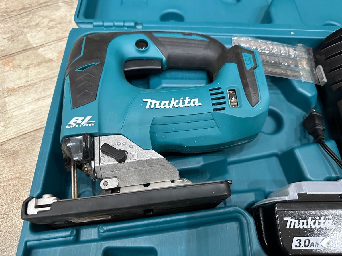 最安！makita マキタ　充電式ジグソー　JV182DRF 18V