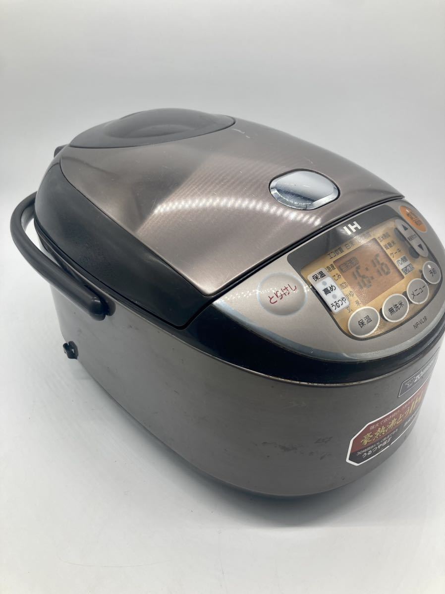 中古品 ZOJIRUSHI 象印 IH炊飯ジャー NP-VL18型豪熱沸とうIH 一升炊き ダークブラウン 動作確認済み ゆうパック100サイズ_画像4