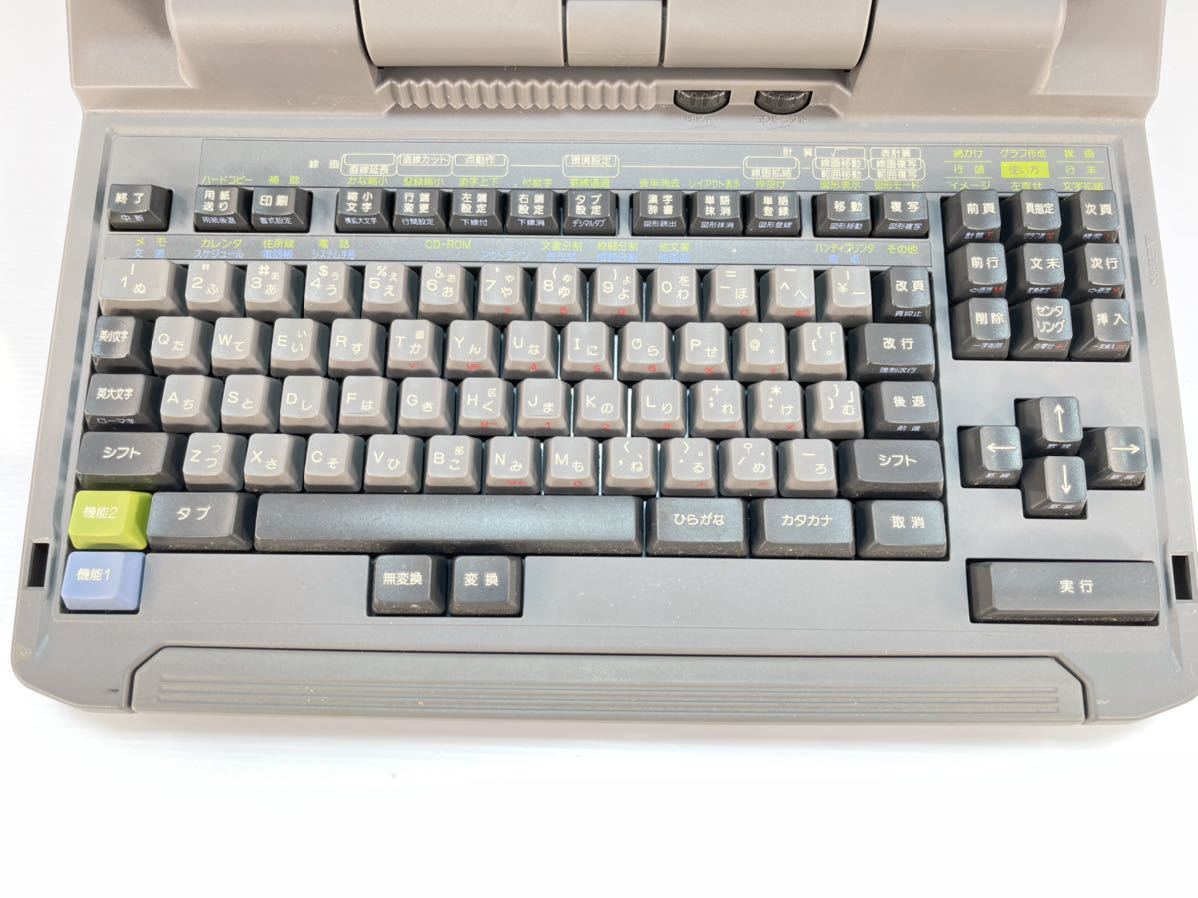 ★通電確認済み 富士通 FUJITSU 日本語ワープロ OASYS30 LXII OA30LX2-J ジャンク品 管理994_画像2