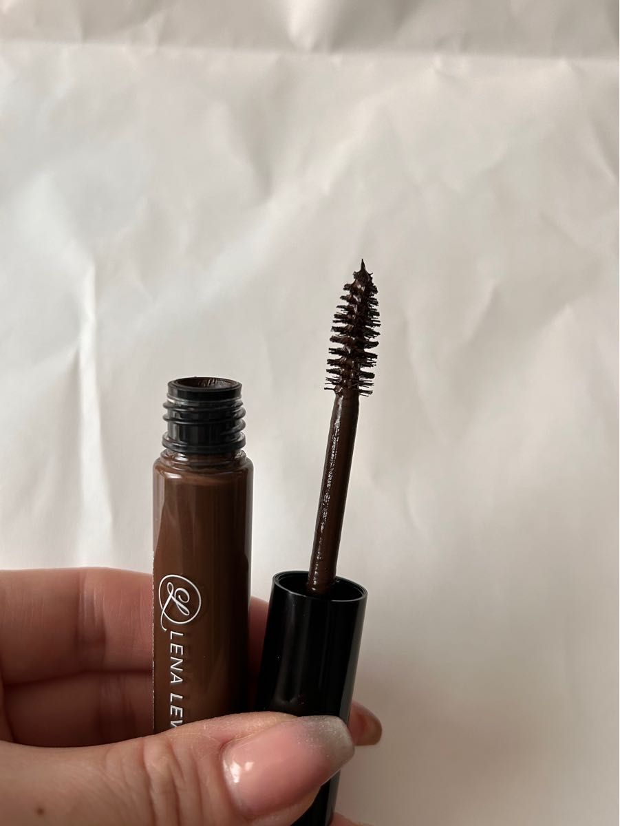 LENA LEVI 眉マスカラ　ブラウン　Lash and brow mascara #2brown