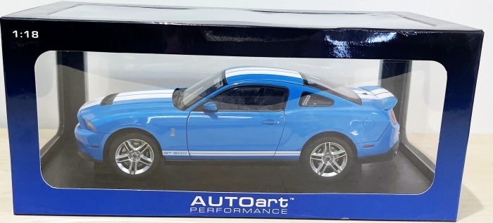 未使用/保管品 2010 Shelby Mustang Gt500 1/18 AUTOart PERFORMANCE の画像4