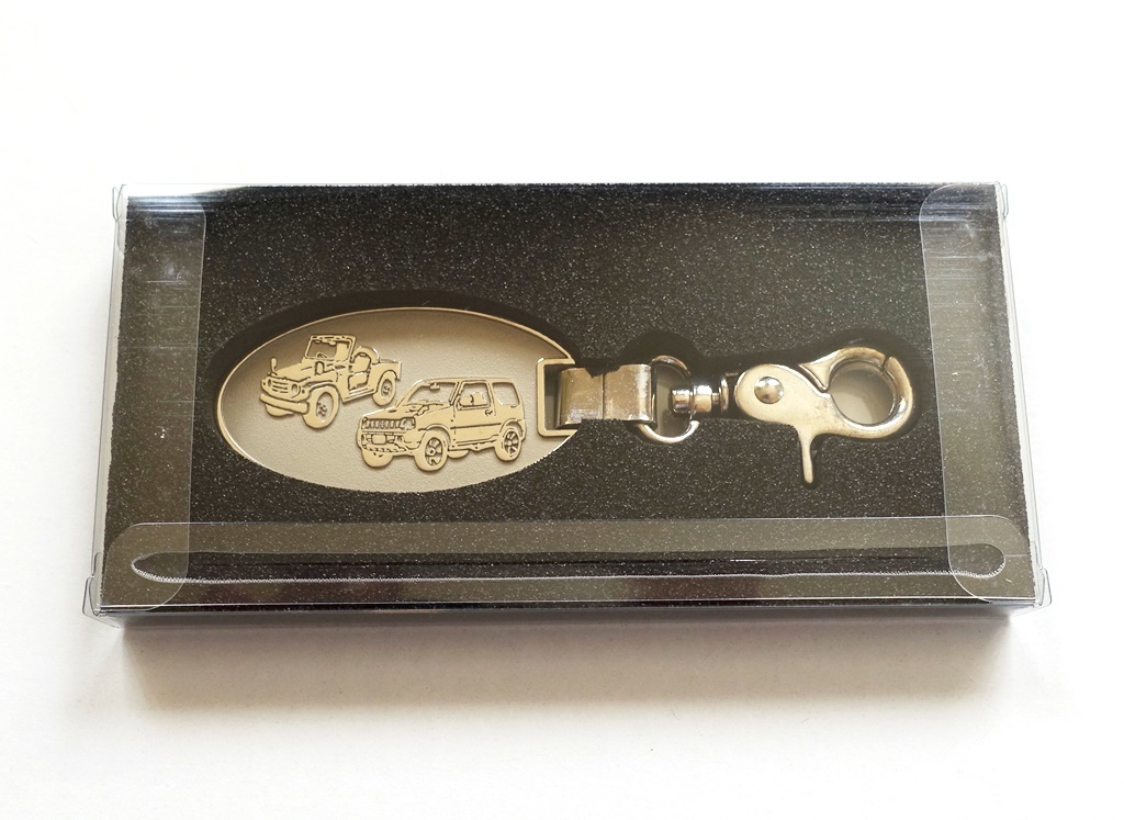 新品 スズキ ジムニー 40周年記念キーホルダー 正規 純正品 希少 新品 スズキ ジムニー 40周年記念キーホルダー 正規 純正品 希少