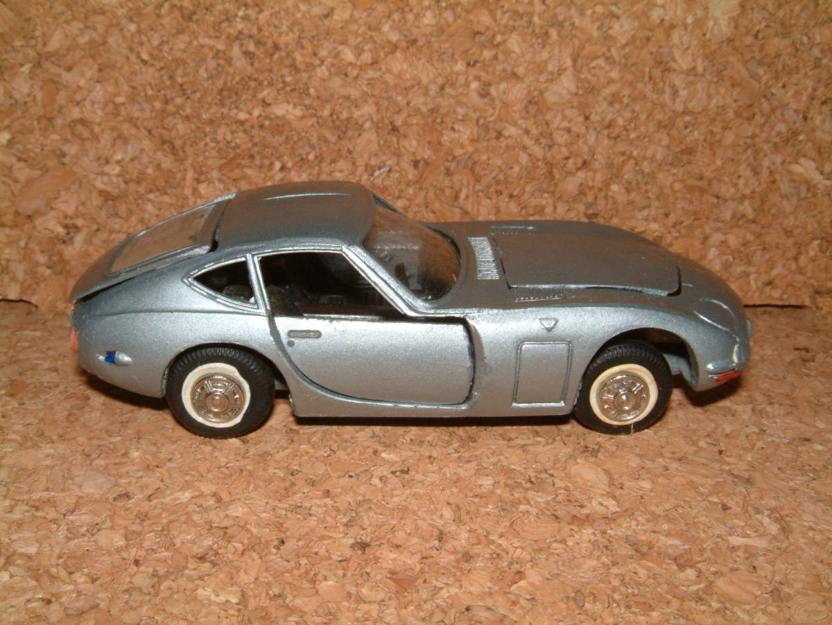 ** Diapet made in Japan No.162 Toyota 2000GT minicar **