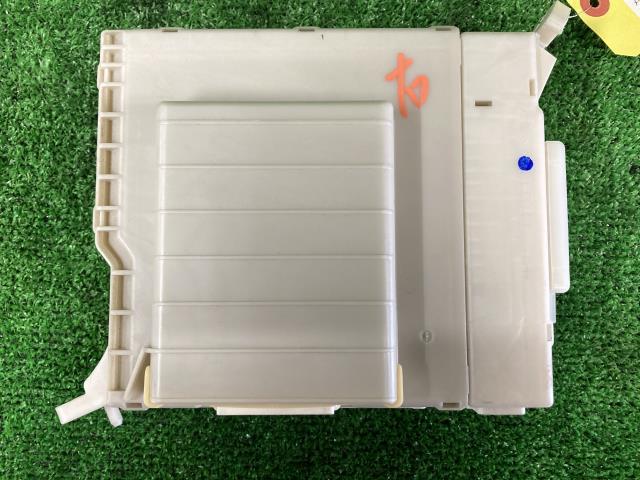 レクサス GS DAA-GWS191 ヒューズボックス 062 82730-30650限定 レクサス GS DAA-GWS191 ヒューズボックス 062 82730-30650限定