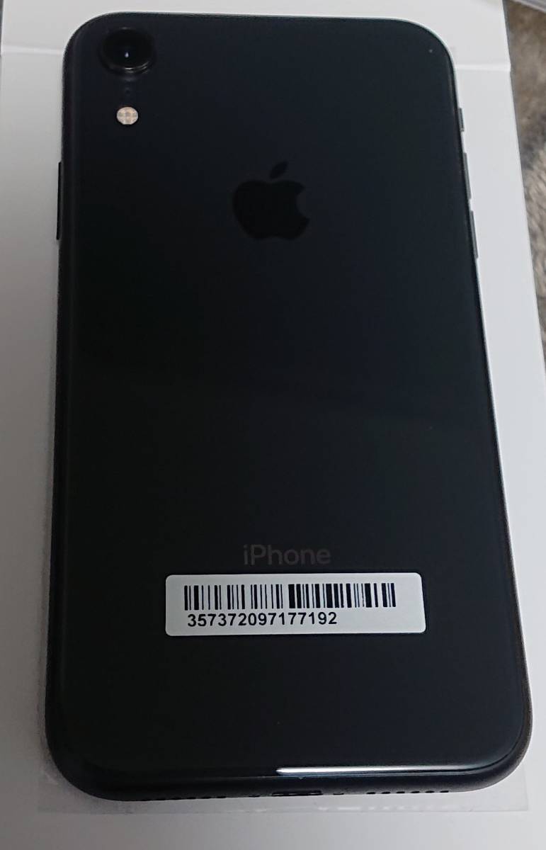 au Apple iPhone XR 128GB ブラック SIMロック解除済み リユース品