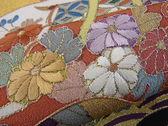 着物屋ほのか□豪華黒留袖 駒刺繍 色紙重ね地紙吉祥花文 金彩 逸品