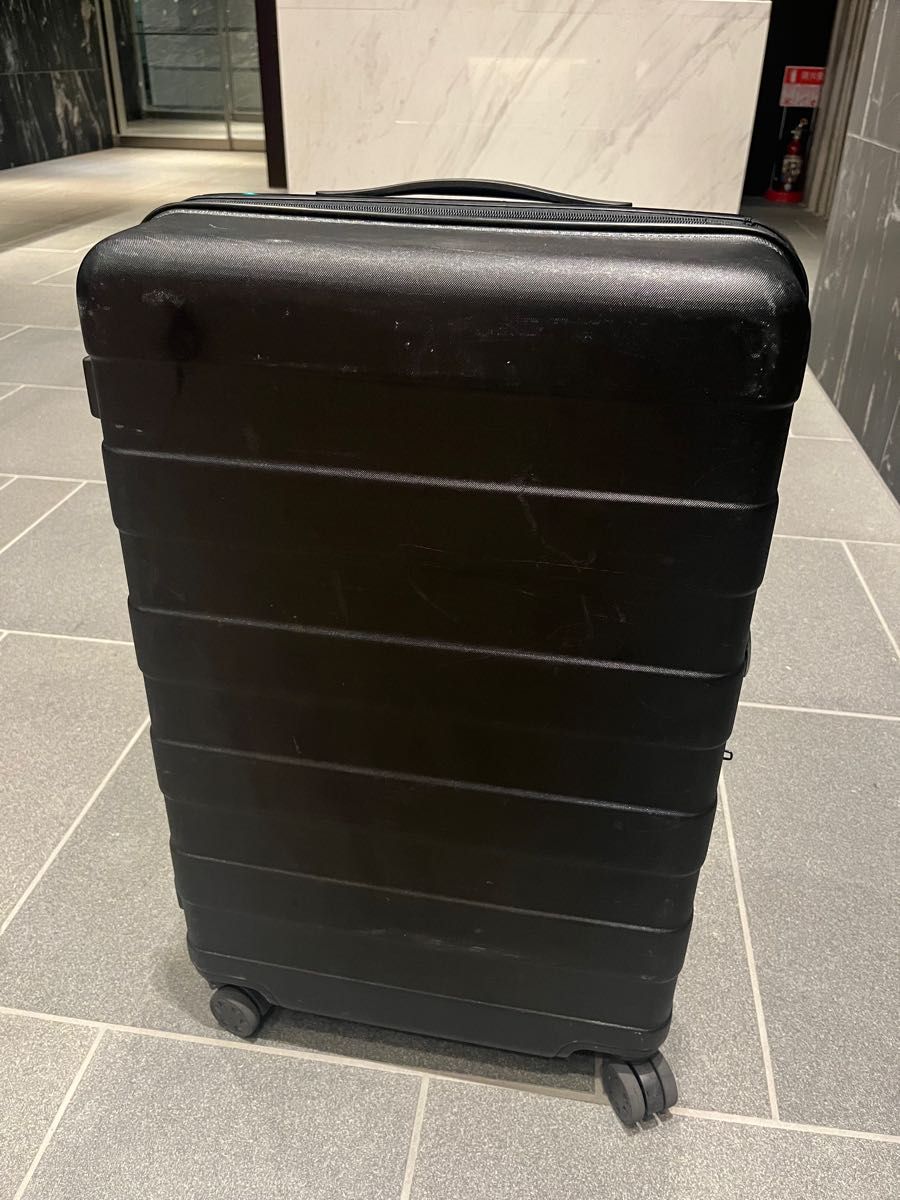 無印 ハードキャリー72L 黒 旧デザイン 73x48x26cm MUJI スーツ 無印 ハードキャリー72L 黒 旧デザイン 73x48x26cm MUJI スーツ