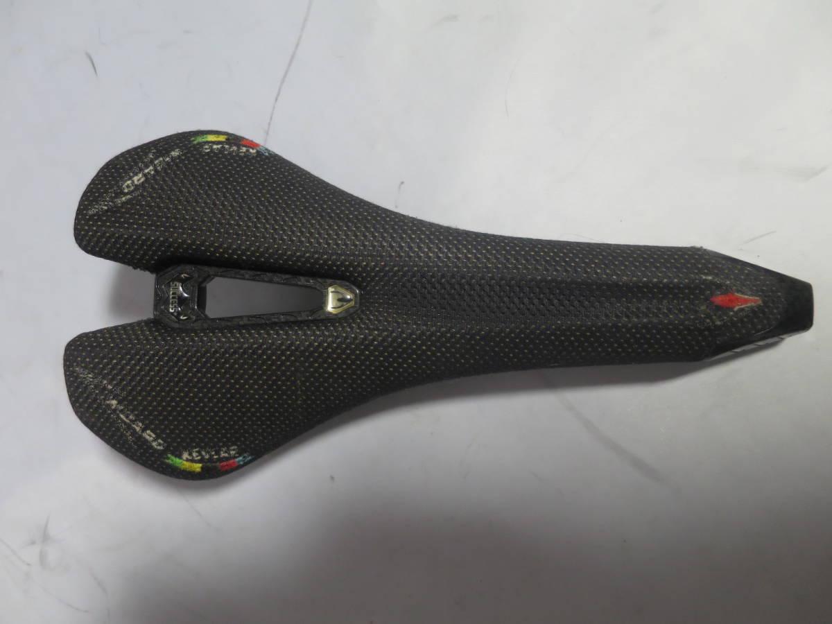 selle success サドル　約218ｇ