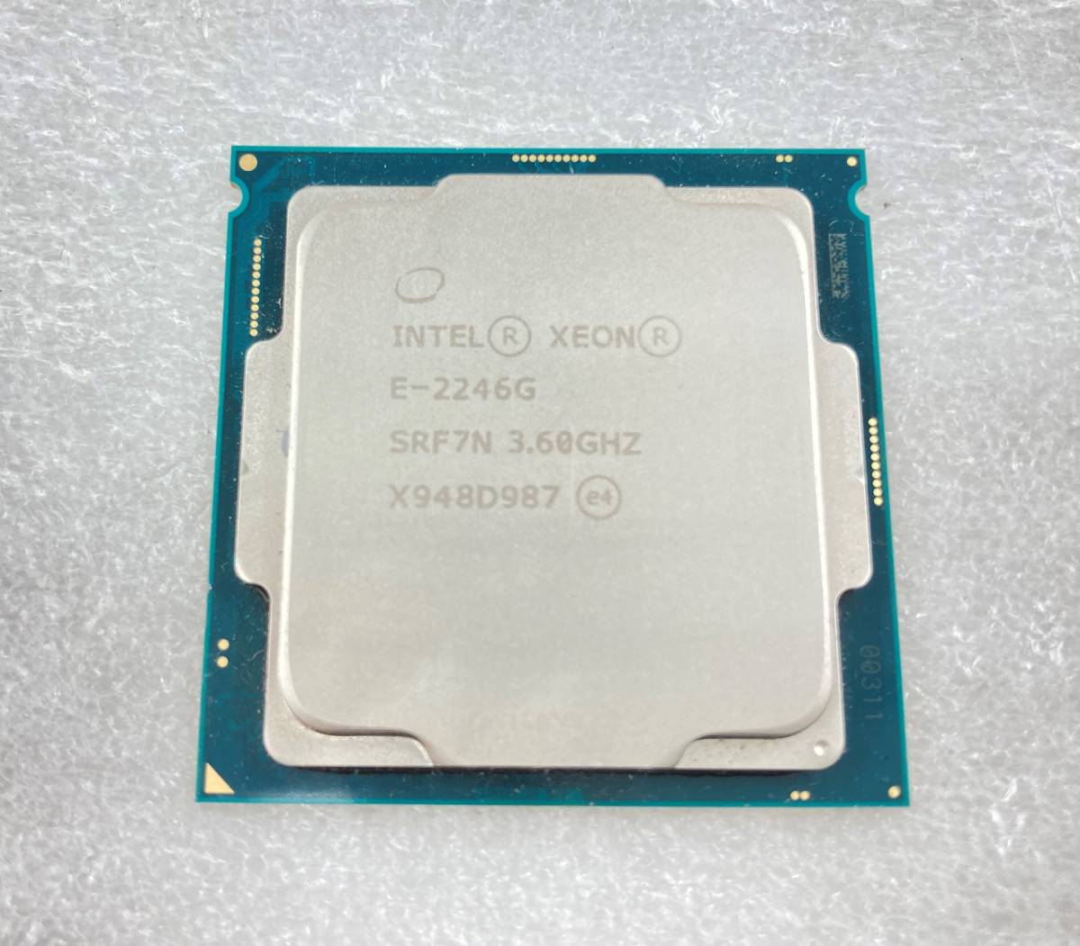 Yahoo!オークション - Intel Xeon E-2246G SRF7N 3.60GHz 動作品