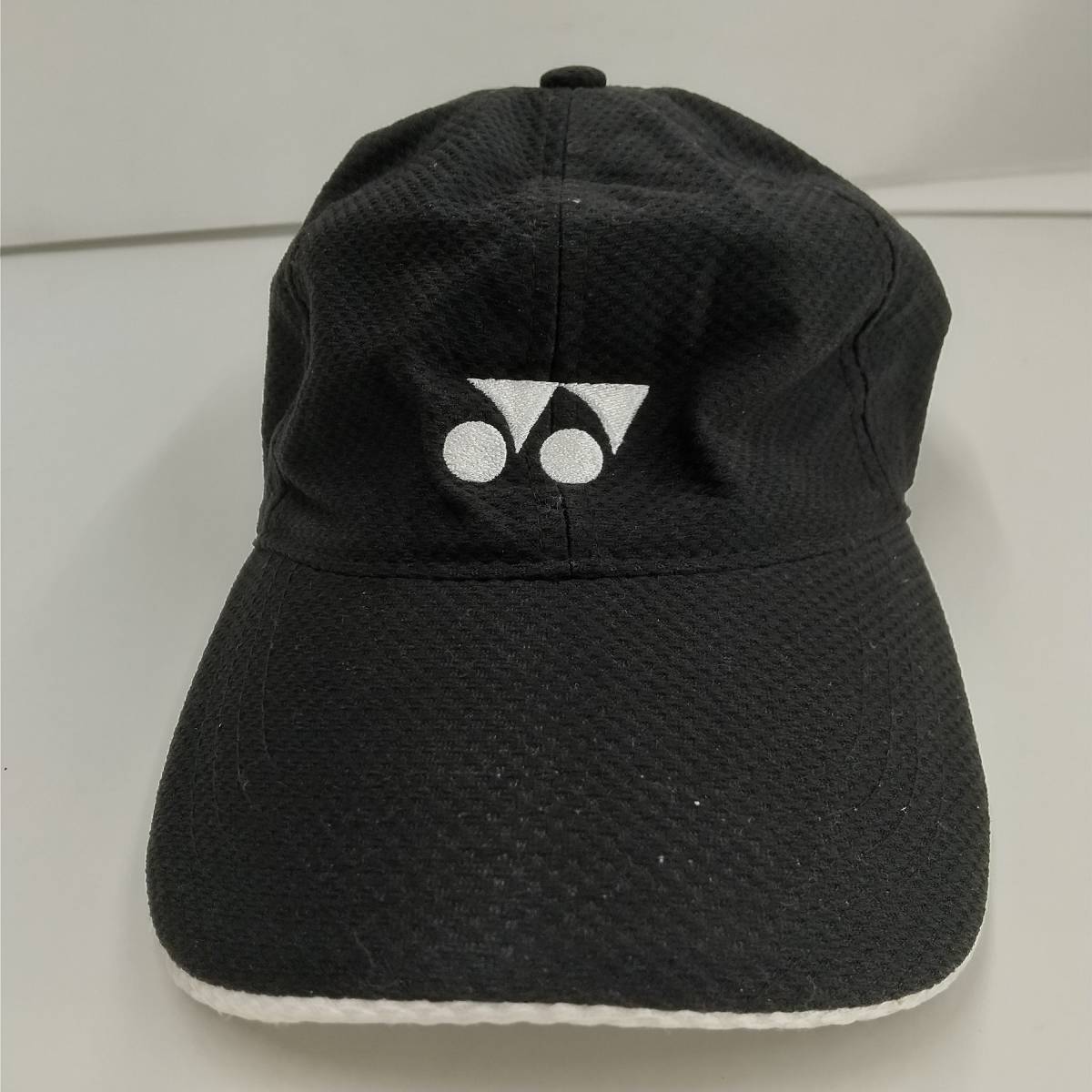 【S7】YONEX キャップ ブラック 黒 ツバ付き 6パネル 野球帽 帽子 ブルックリン 古着【23 0329】_画像4