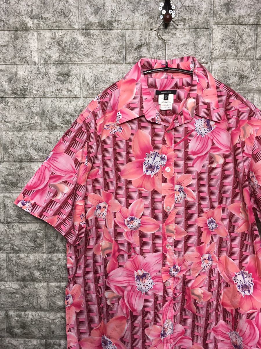 アロハシャツ ハワイアンシャツ 花柄 半袖シャツ ベルサーチ ピンク VERSACE CLASSIC HAWAII Mサイズ 柄シャツ