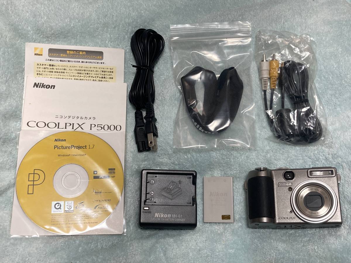 半額SALE☆ w300 【送料無料】即決 カメラ Nikon Nicon 【動作未確認