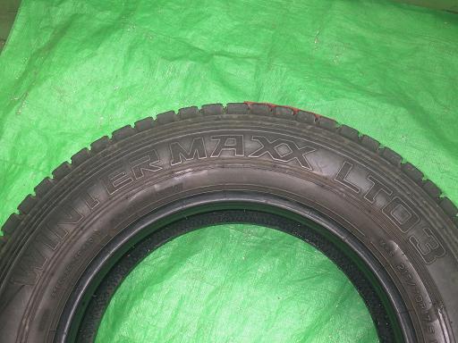 ウィンターマックス LT03 215/70R17.5 トラックタイヤ4本【中古】_画像8