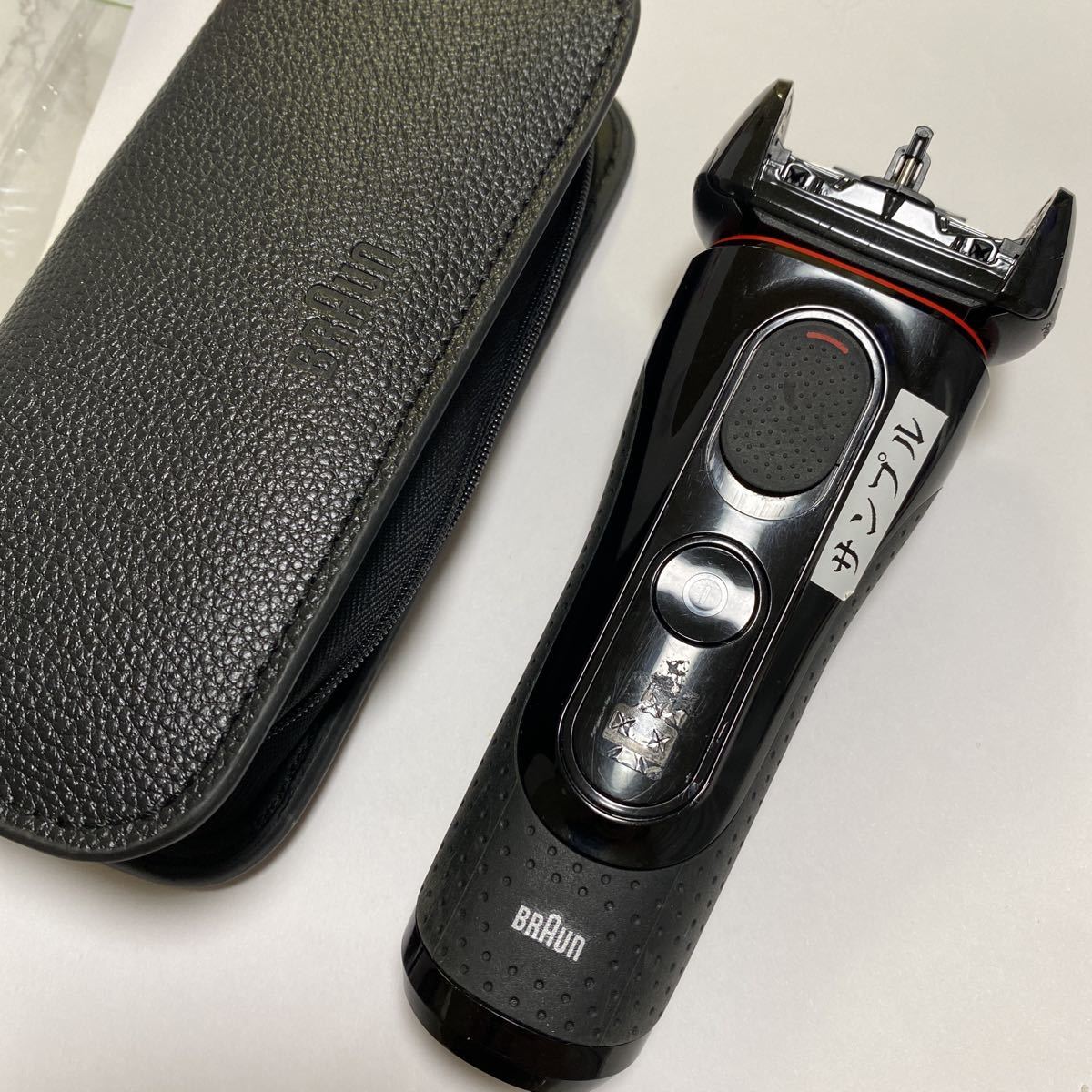 ブラウン BRAUN シェーバーシリーズ5 TYPE 5748 展示品 現状 ブラウン BRAUN シェーバーシリーズ5 TYPE 5748 展示品 現状