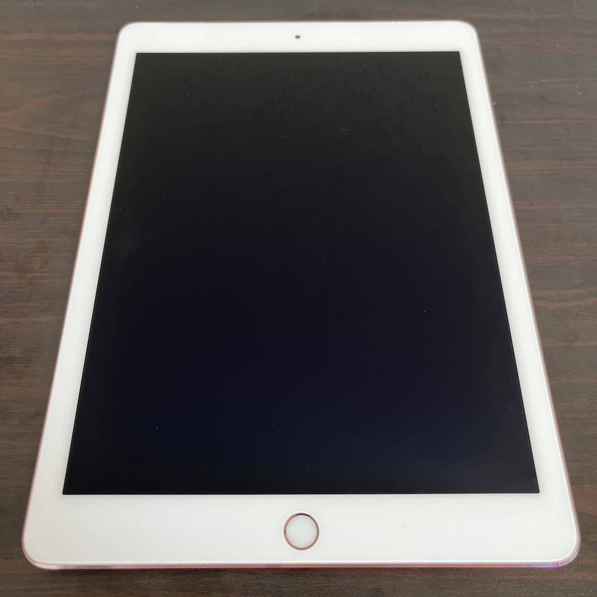 iPad Pro 9.7 256GB Wi-Fi+Cellular SIMフリー-