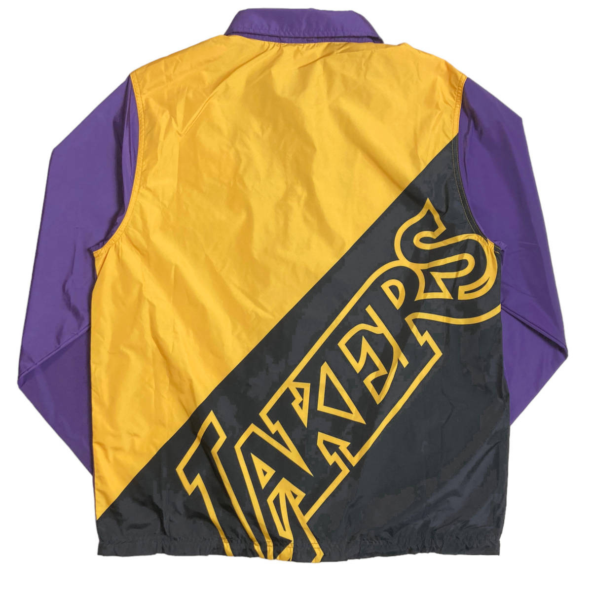 未使用品 NBA レイカーズ XL コーチジャケット Mitchell&Ness ミッチェルアンドネス LAKERS ジャケット_画像8