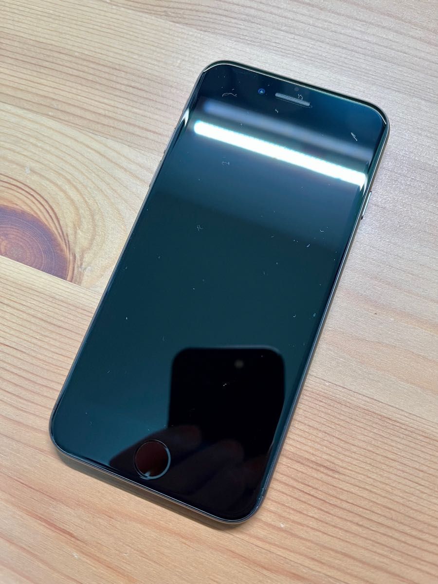 週末限定値引】iPhone 8 Space Gray 256GB SIMフリー-