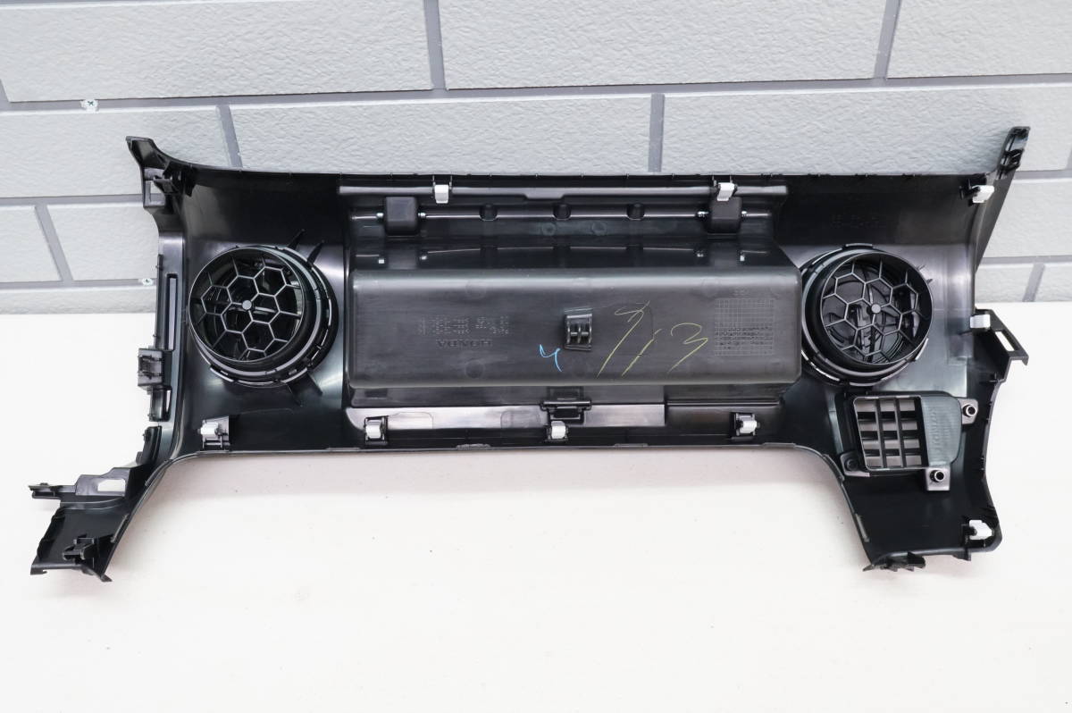 ホンダ N-BOX カスタム 6BA-JF3 ダッシュボード 小物入れ 運転席側 77210-TTA-00 中古 [NB3210] 3-02_画像5