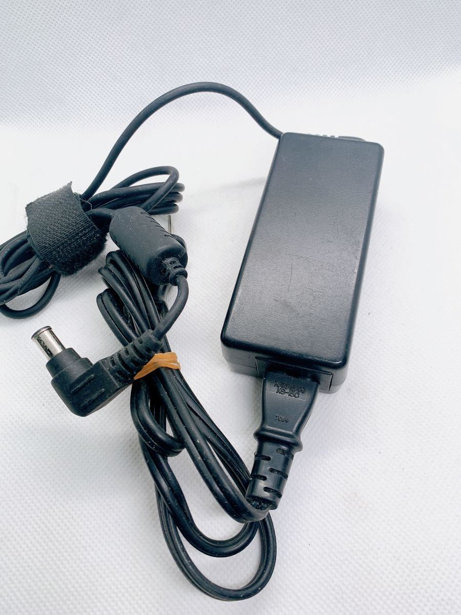 Panasonic Let\'s note AC adapter 16V~2.5A CF-AA1625A CF-T1 T2 T5 R2 R3 R4 W2 W4 W5 Y2 Y4 M1MWCM-3000S [ operation verification goods ] bacteria elimination ending 350