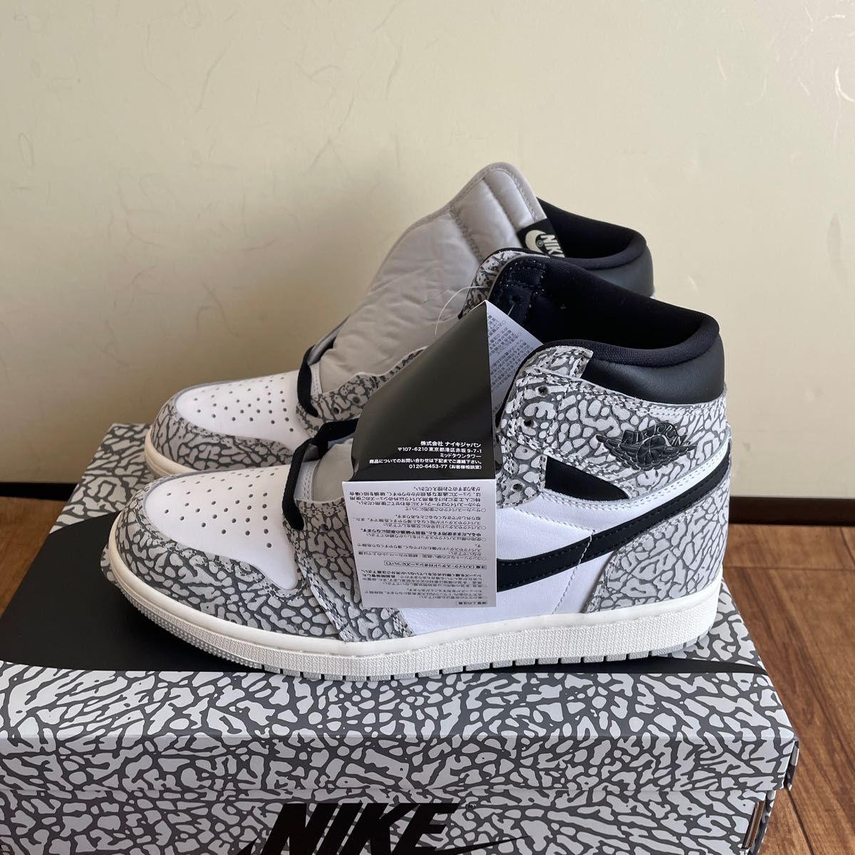 ジョーダン1 ハイ OG ホワイト セメントNike Air Jordan 1 High OG White Cement 27