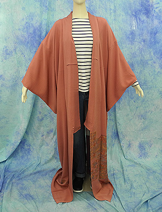 （22）色留袖　着物　リサイクル　正絹　SILK　中古美品 pre-owned　ちりめん　 Japanese Kimono　 160cm 62.9inch _画像2