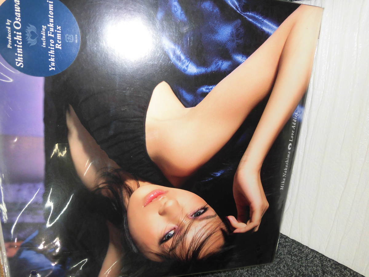 中島美嘉　Love Addict　　初回生産限定盤　　新品　　アナログレコード_画像2