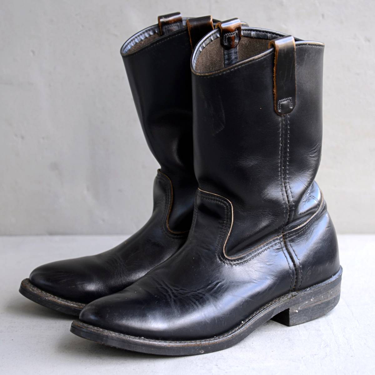 茶芯 プリント羽根タグ】90s レッドウィング 8155 ペコスブーツ US9 黒 ブラック ビンテージ RED WING Roughout  Pecos Boots｜PayPayフリマ