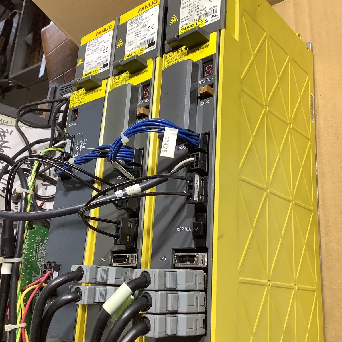 FANUC ファナックサーボアンプA06B-6102-H211#H520