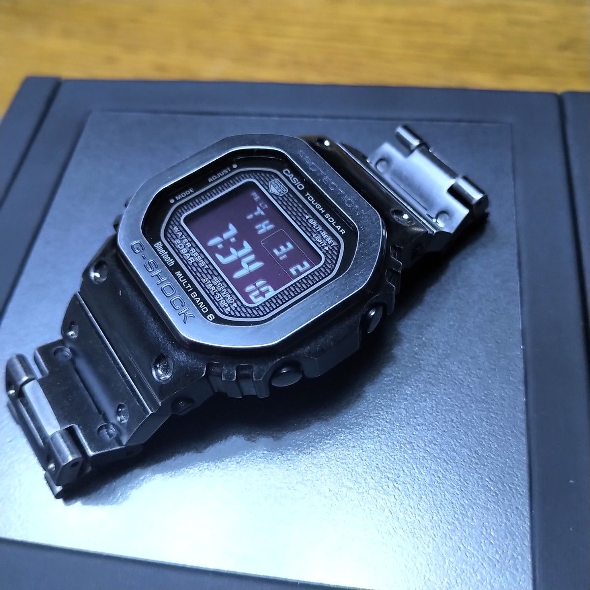 完売 大人気モデル 未使用 美品 CASIO G-SHOCK GMW-B5000V-1JR 完売 大人気モデル 未使用 美品 CASIO G-SHOCK GMW-B5000V-1JR