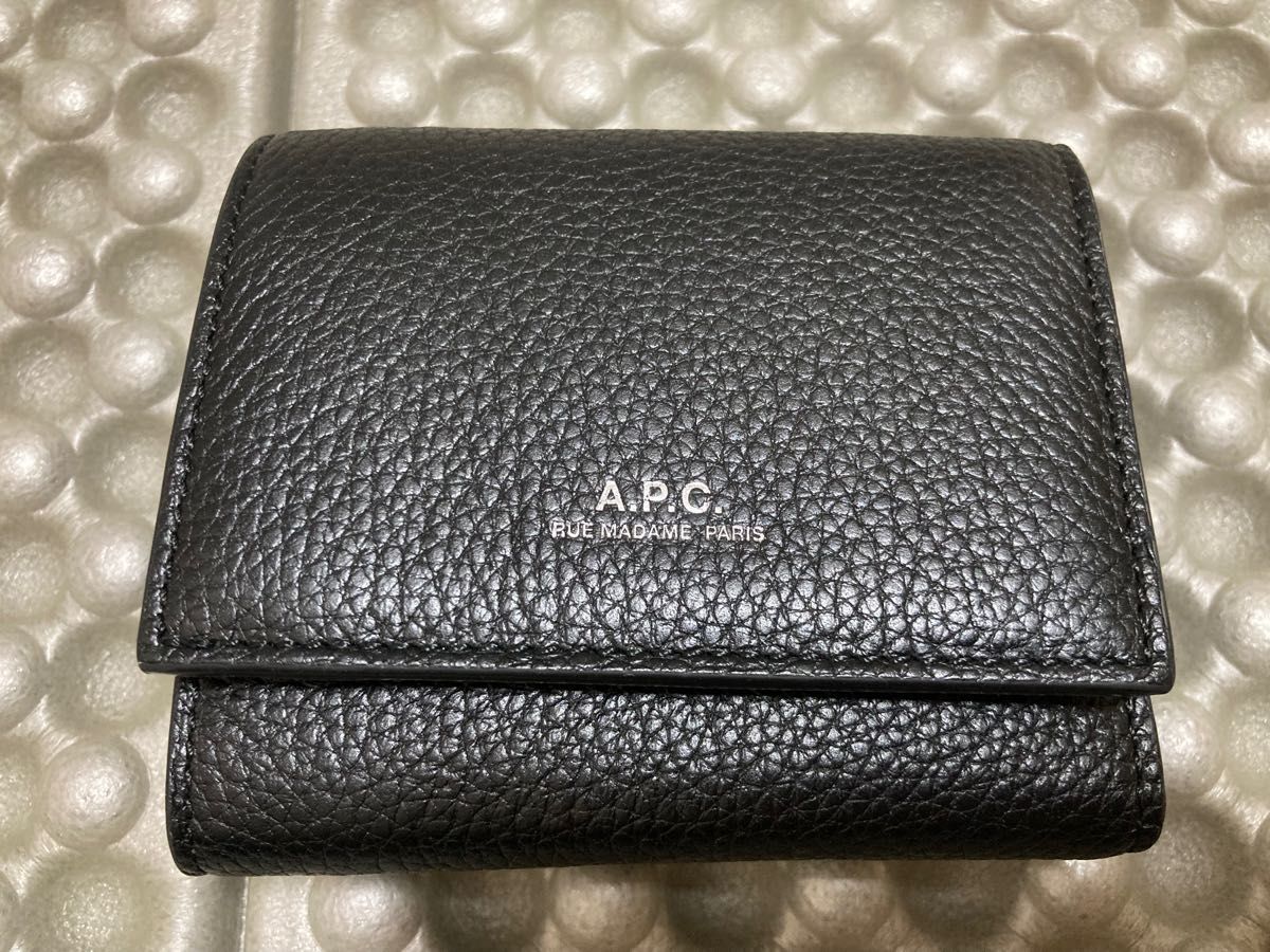 美品！アーペーセー A.P.C. Lois スモールコンパクトウォレット