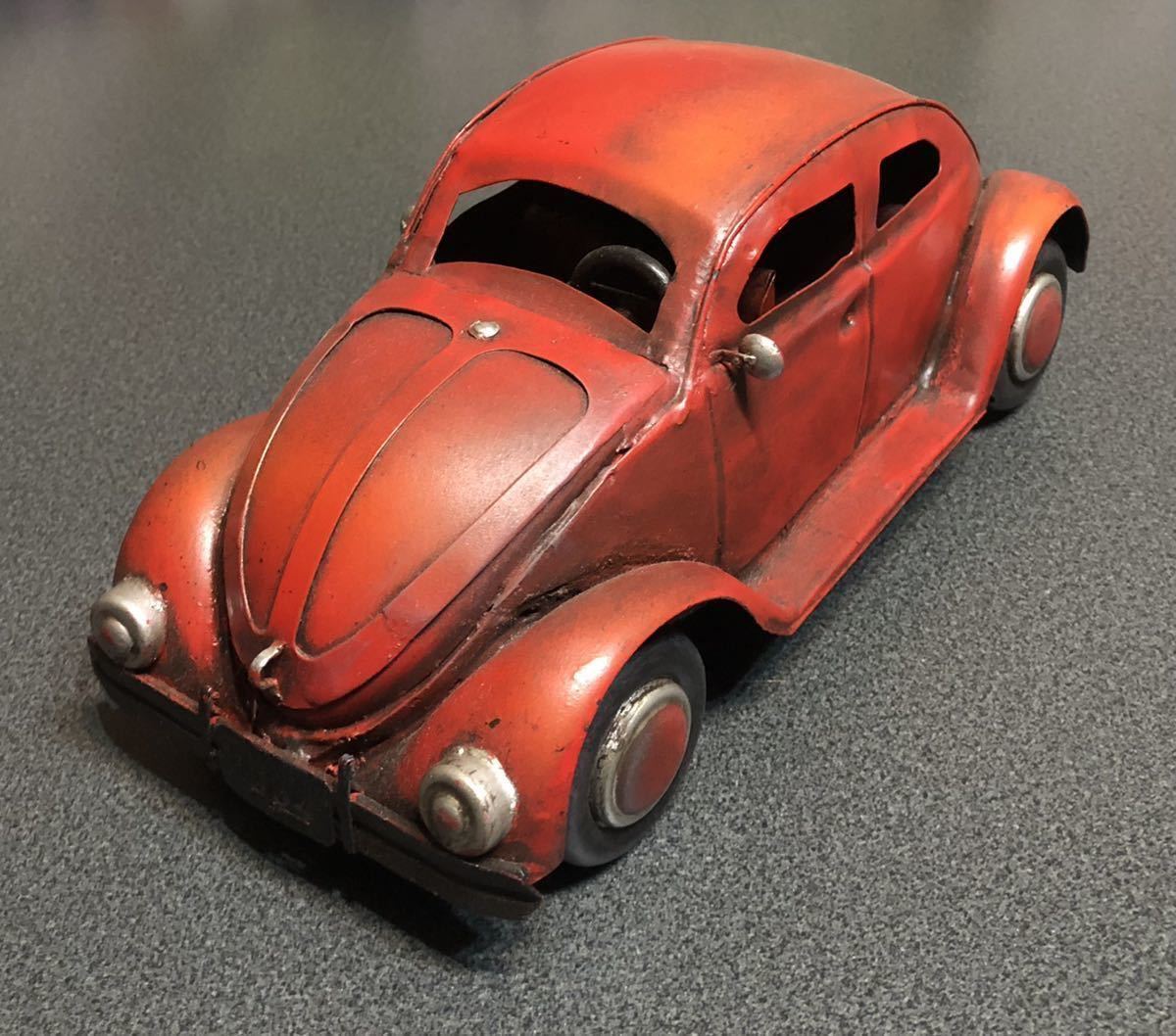 希少品・ブリキ玩具　フォルクスワーゲンVOLKSWAGEN 　ビートル　ハンドメイド　レトロ　Beetle ヴィンテージ ブリキ　アンティーク　赤