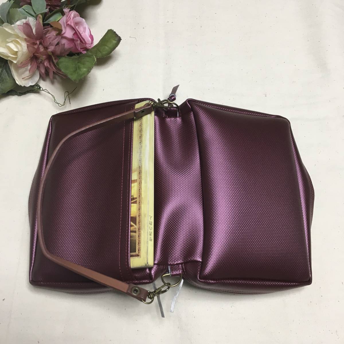 106* shoulder type one side with pocket!2019 year modified . version * new world translation * normal version . paper cover * imitation leather wine * hand made 