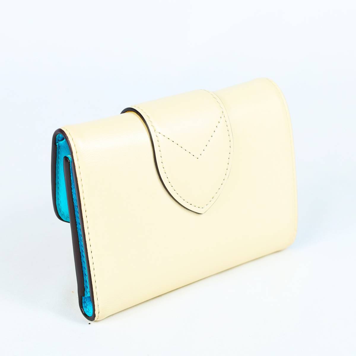 ルイヴィトン レザー ポルトフォイユ LV ポンヌフ 三つ折り コンパクト