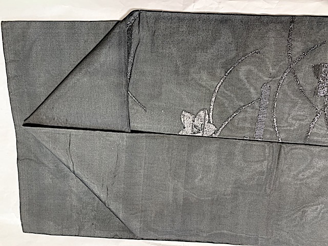 重②499）黒喪装用名古屋帯絹　夏用なごや帯　巾30,5　長さ約350　　_画像4