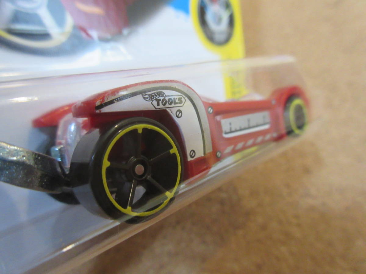 Hot Wheels TOOLIGAN EXPERIMOTORS 9/10 ツーリガン レッド TOOLモチーフ ミニカー ウェイン・スコットの画像7