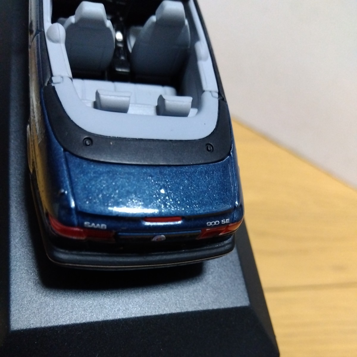 100%品質 ミニチャンプス【1/43 カブリオレ Cabriolet 900】1995 SAAB 乗用車
