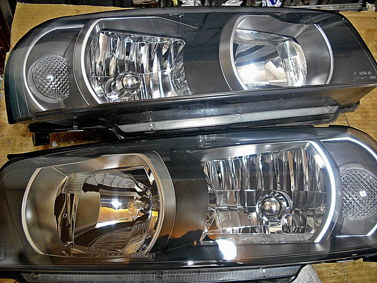 美品 日産純正 BNR34 スカイライン ヘッドライト GT-R 後期 HID R34
