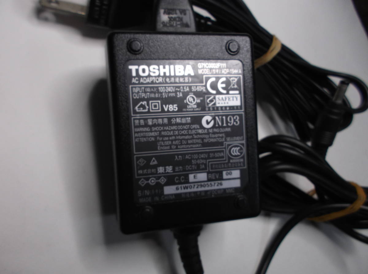  Toshiba ADP-15HHA AC адаптор 