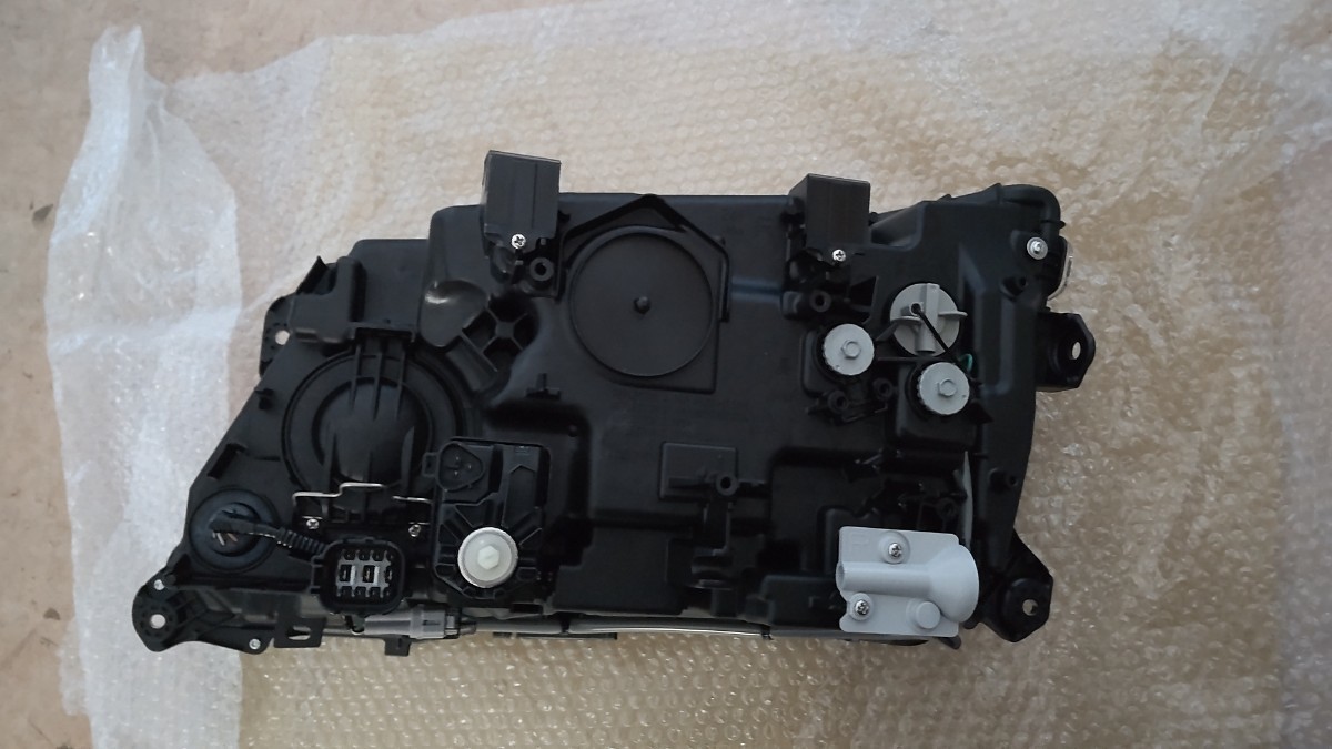 未使用 日野純正 プロフィア レンジャー LEDヘッドライトAssy 運転席側