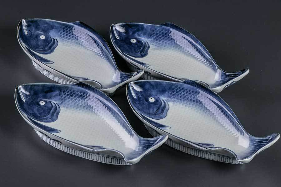 染付】『 染付魚形平向 魚形皿 4客 10032 』4枚組 料亭 日本料理 懐石