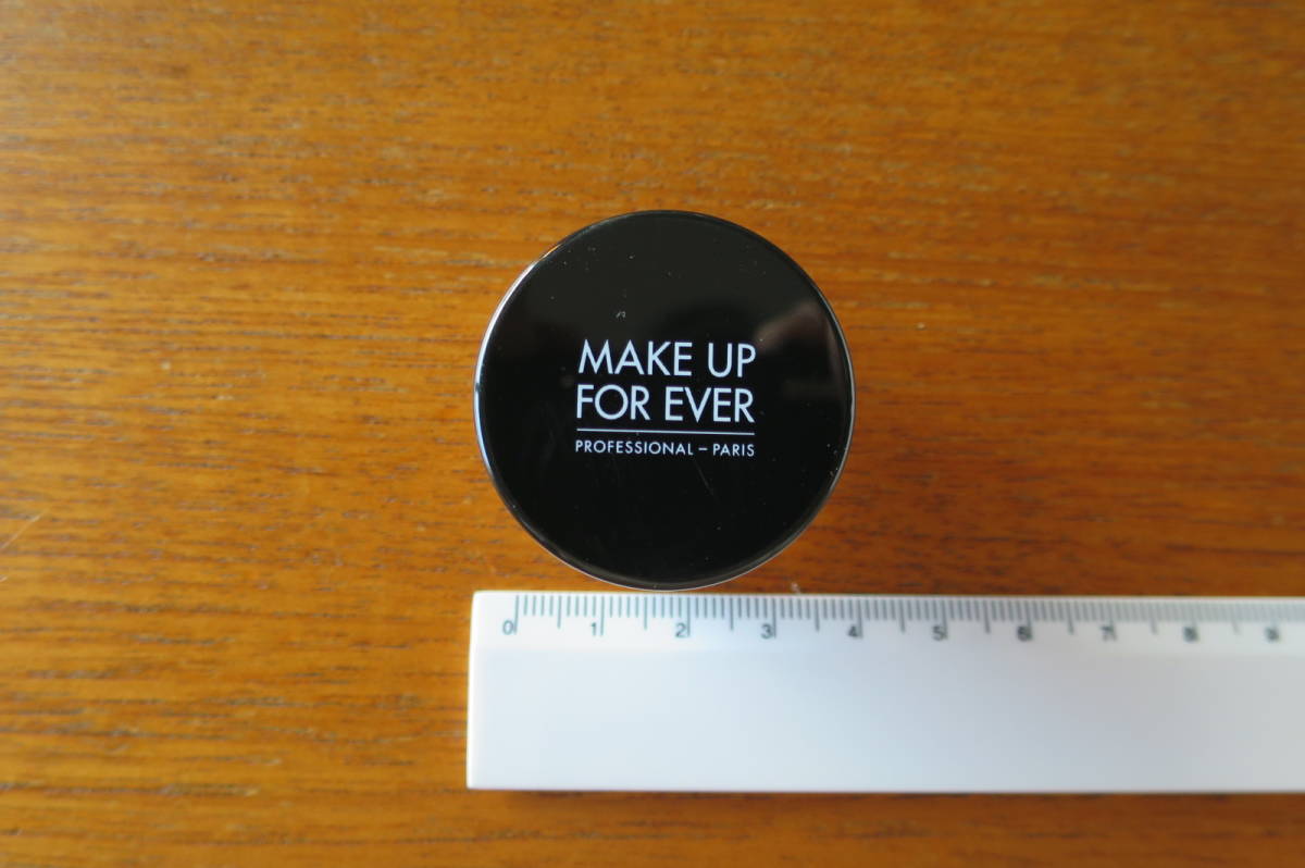 * free shipping *MAKE UP FOR EVER( make-up four ever ) Ultra HD loose powder size :1g( sample size )