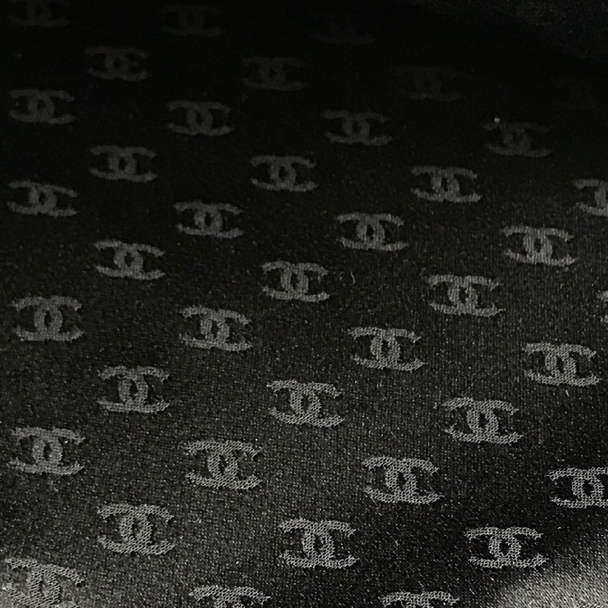 CHANEL シャネル グリポア柄 ココマーク スカーフ シルク 100% 黒系