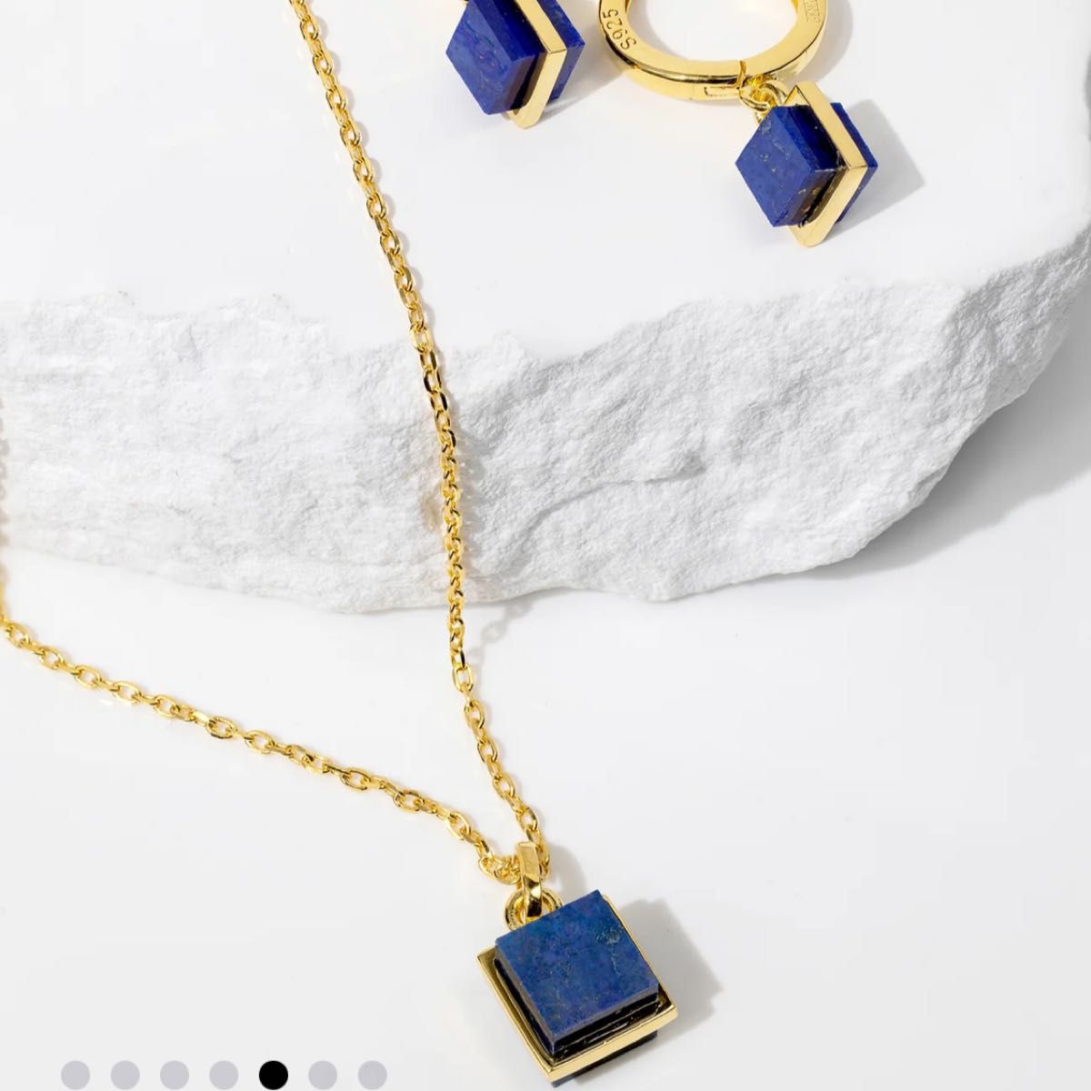 EXPECTATION/ *天然石ピアス*ハンドメイド*ラピスラズリ*天然石