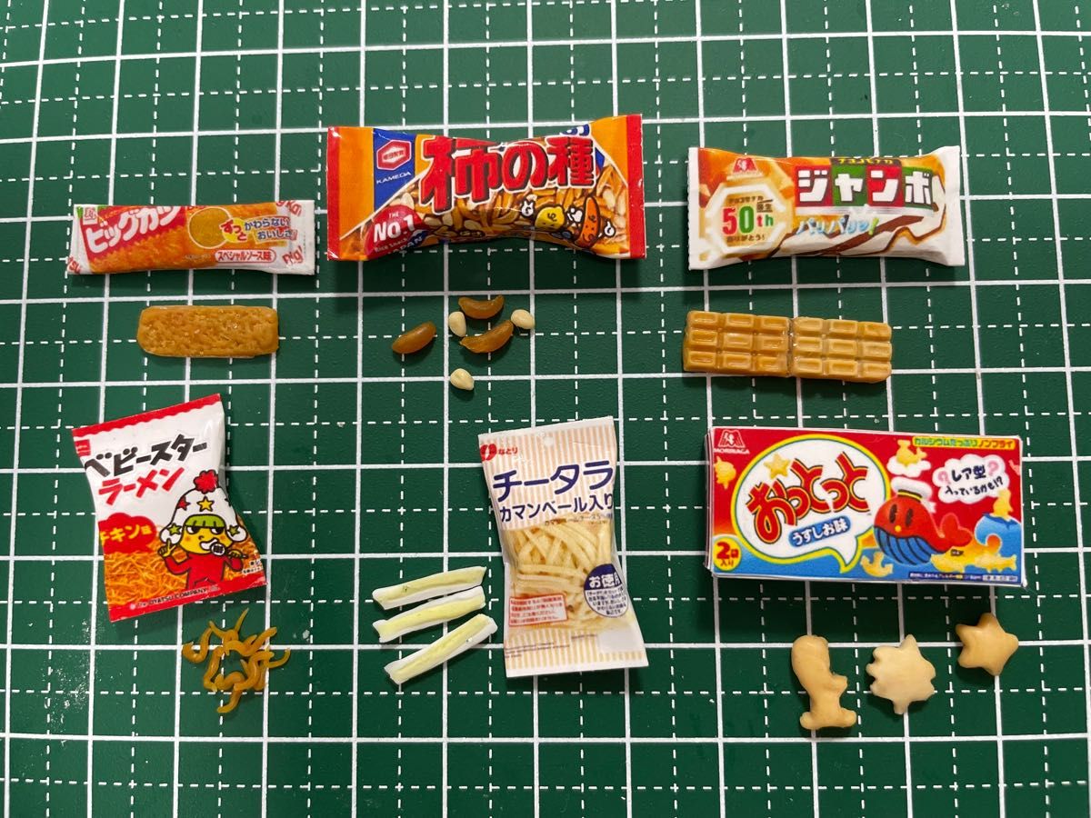 21.ミニチュア　駄菓子　フィギュア　Mini Brands ミニブランズ　単品販売可☆メッセージよりご連絡下さい♪