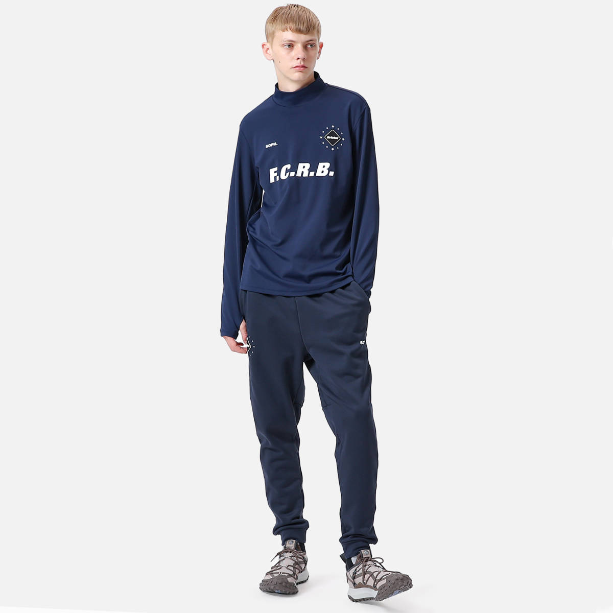 22AW新品LネイビーF.C.Real BristolスウェットTECH SWEAT TRAINING