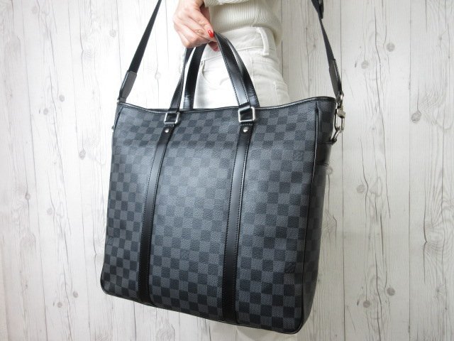 について 極美品 新品同様 LOUIS VUITTON ルイヴィトン ダミエグラ
