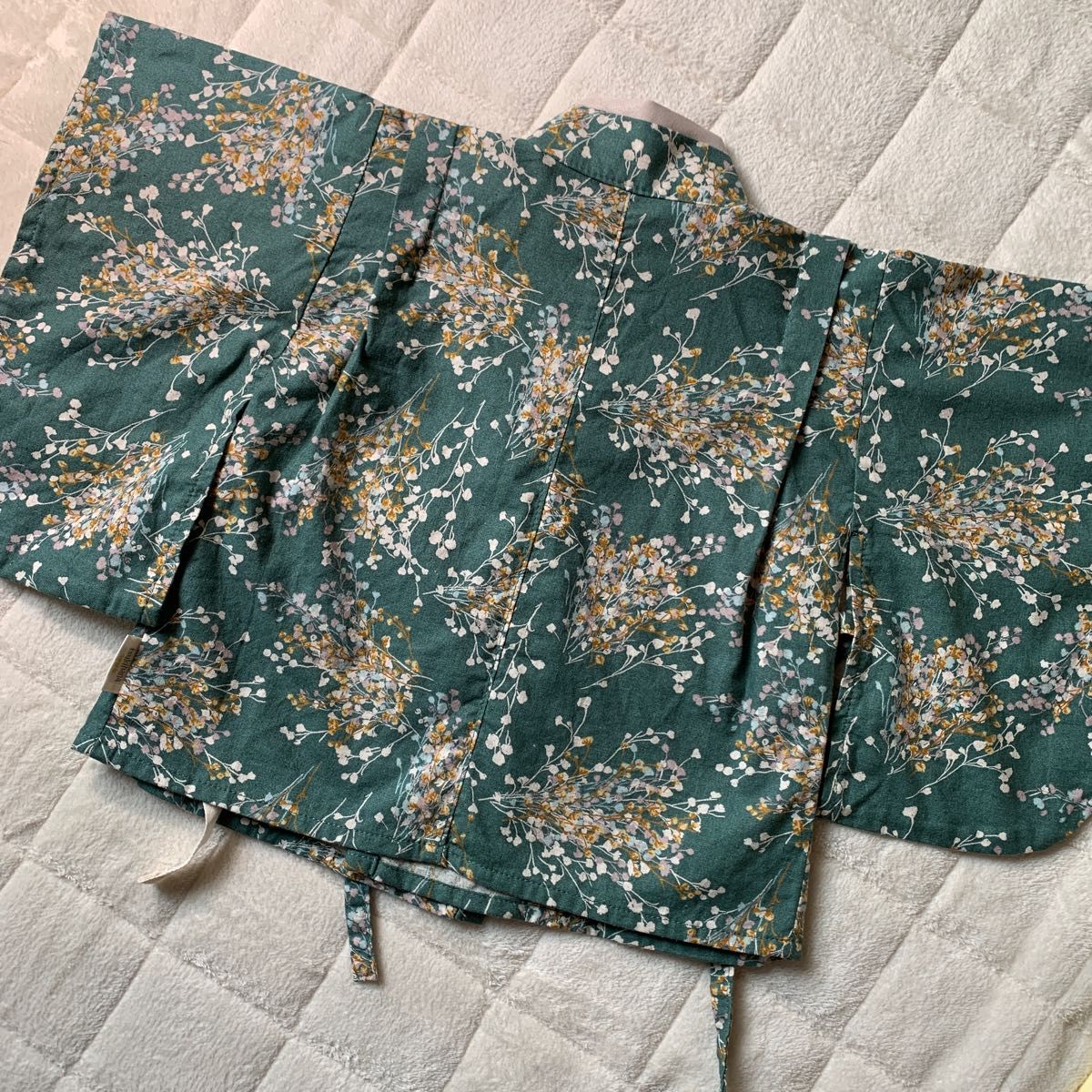 USED ベビー袴 tsukihana (つきはな)かすみそう袴 完売品|PayPayフリマ